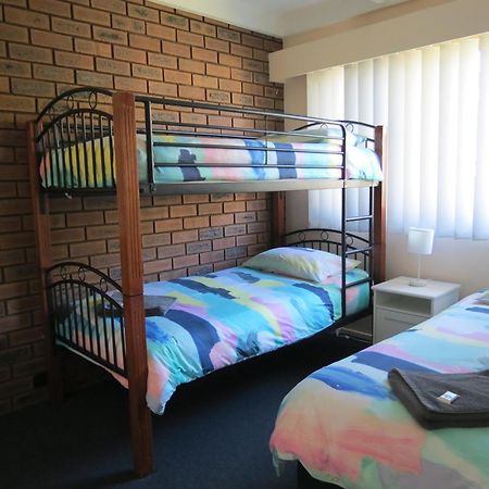Chapman Court Aparthotel Merimbula Exterior photo