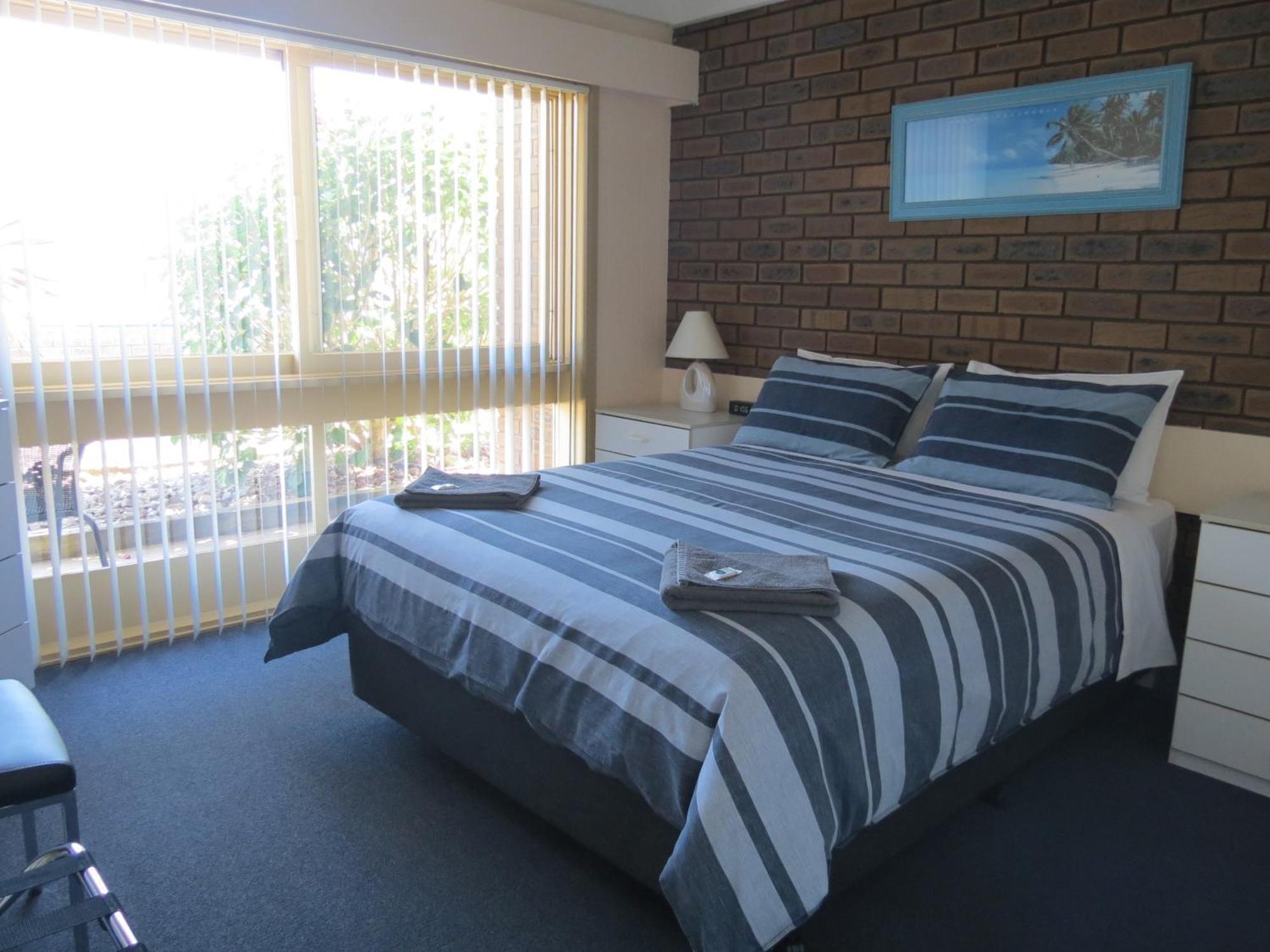 Chapman Court Aparthotel Merimbula Exterior photo